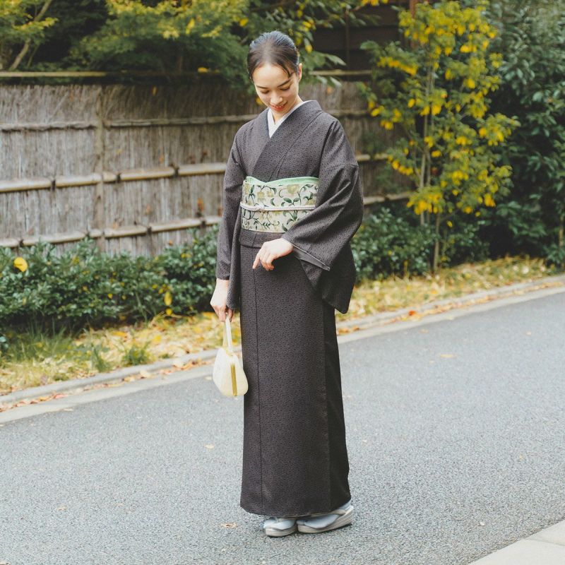 【美品✨】東レシルック　洗える着物　単衣　江戸小紋　重ね菊　両面染め　赤茶B6 美品✨】東レシルック 洗える着物 単衣 江戸小紋 重ね菊 両面